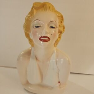 Marilyn Monroe Bust Ceramic Cookie Jar 1996 Clay Art